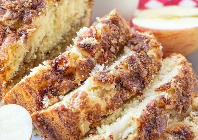 THE BEST APPLE BREAD