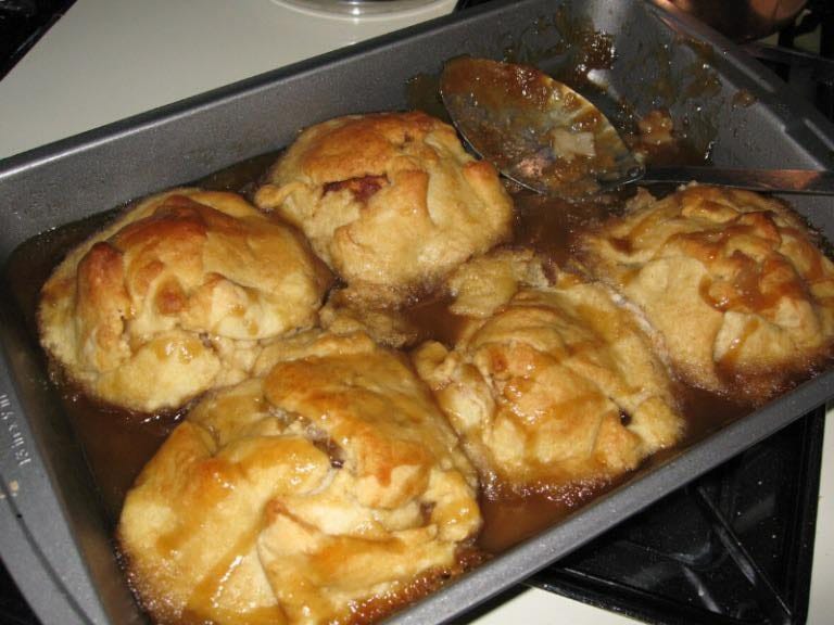 OLD FASHIONED APPLE DUMPLINGS