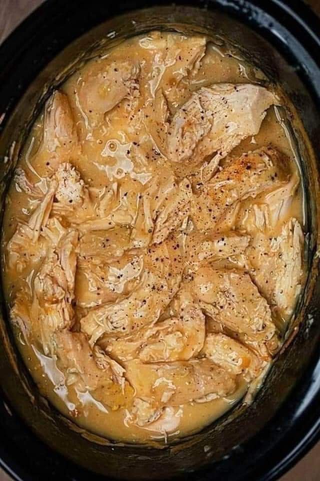 SLOW COOKER CHICKEN BREASTS WITH GRAVY IS THE ULTIMATE COMFORT FOOD