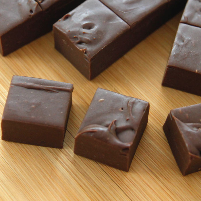 PAULA DEEN’S 5 MINUTE FUDGE