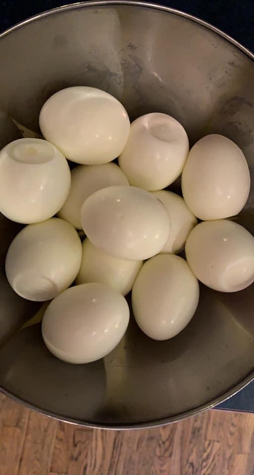 Mastering the Art of Perfectly Peeled Hard-Boiled Eggs