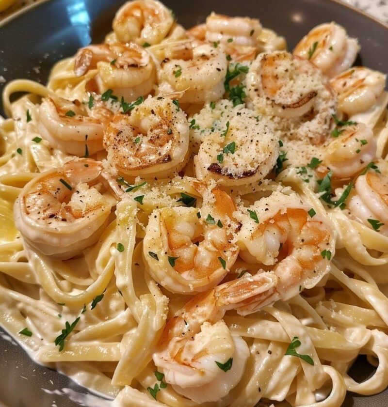 Creamy Shrimp Fettuccine Pasta with Homemade Alfredo Sauce